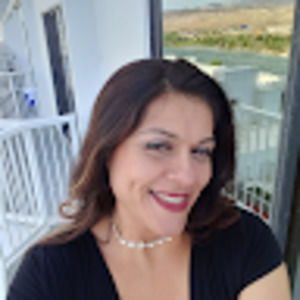 Meet your Posher, Ronijoy